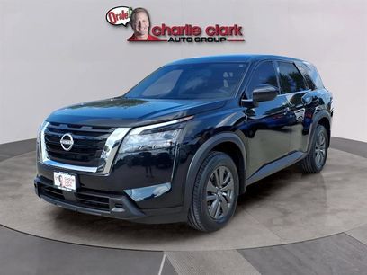 Used 2023 Nissan Pathfinder S