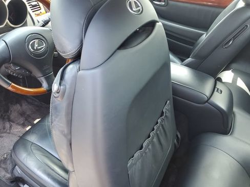 Used 2005 Lexus SC 430 Convertible RWD image 13