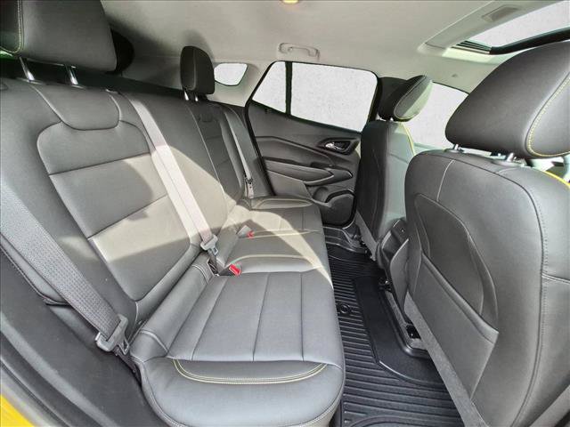 Used 2025 Chevrolet Trax ACTIV w/ Sunroof Package FWD image 19