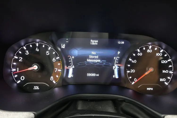 Used 2024 Jeep Compass Latitude AWD/4WD image 24
