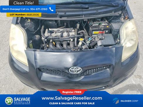 Used 2011 Toyota Yaris Hatchback w/ Convenience Pkg image 15