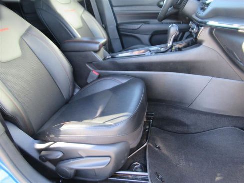 Used 2022 Jeep Compass Trailhawk image 11