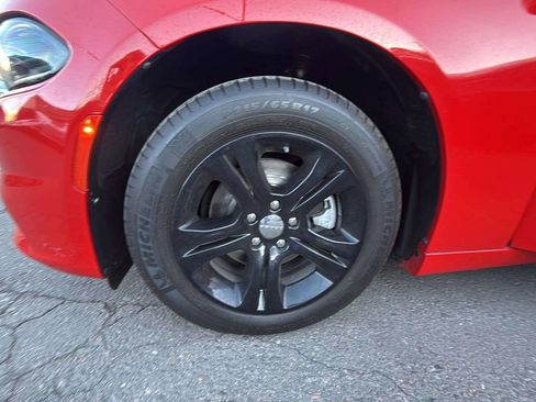 Used 2022 Dodge Charger SXT image 9