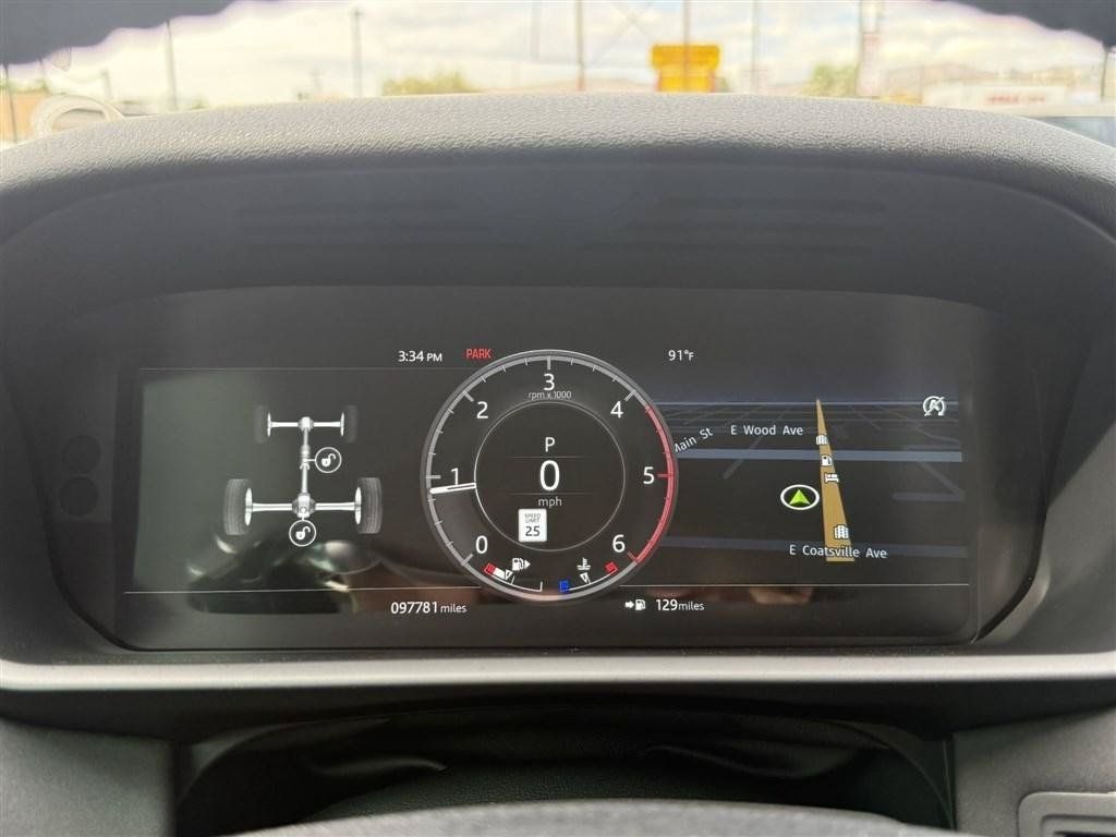 Used 2018 Land Rover Discovery HSE AWD/4WD image 33