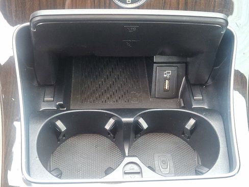 Used 2019 Mercedes-Benz C 300 4MATIC Sedan image 24