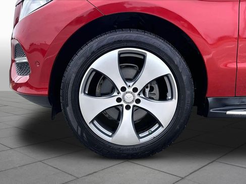 Certified 2016 Mercedes-Benz GLE 350 w/ Parking Assist Package image 11