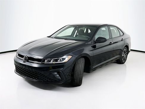 New 2025 Volkswagen Jetta Sport image 2
