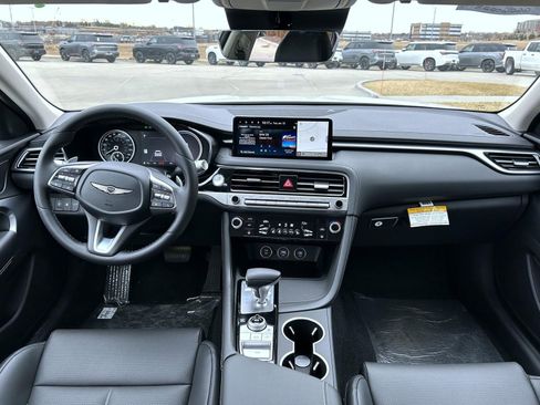 New 2026 Genesis G70 2.5T image 12