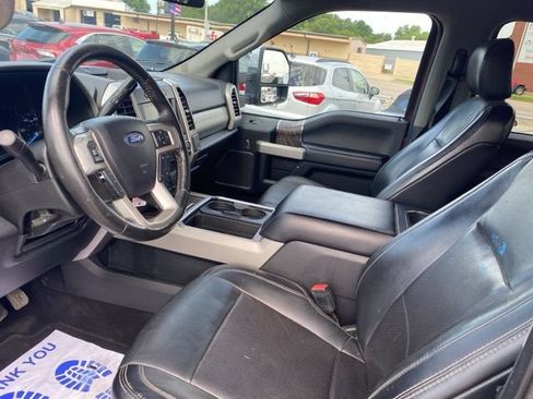 Used 2019 Ford F250 Lariat w/ Chrome Package AWD/4WD image 16