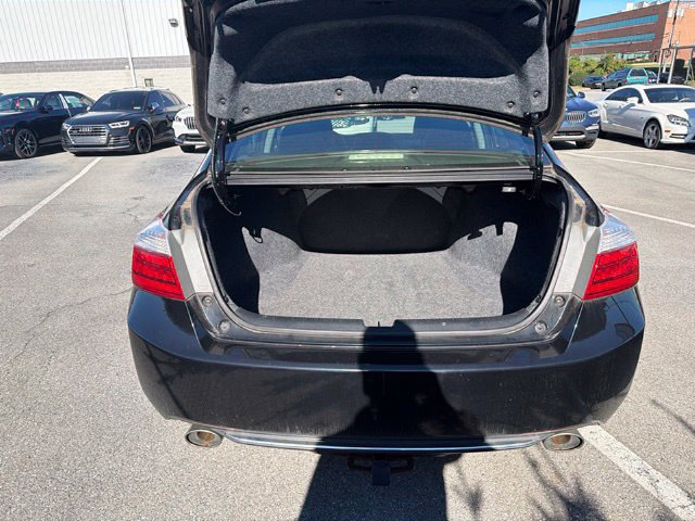 Used 2015 Honda Accord EX-L image 11