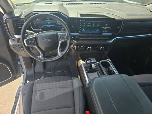 Used 2025 Chevrolet Silverado 1500 RST w/ Convenience Package II AWD/4WD image 15