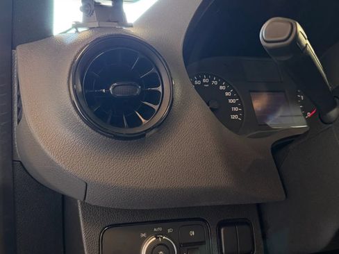 Used 2021 Mercedes-Benz Sprinter 3500 w/ Comfort Plus Package image 11