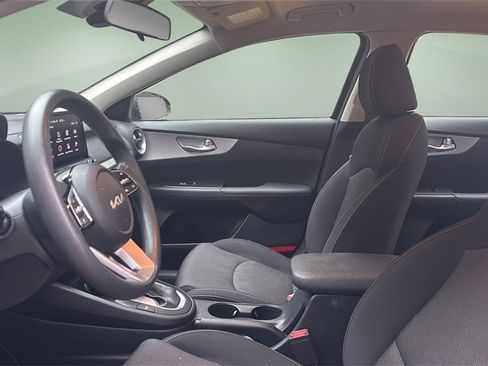 Used 2024 Kia Forte LXS image 16