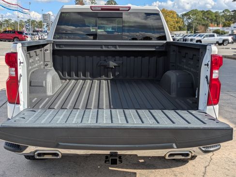 Used 2022 Chevrolet Silverado 1500 LTZ image 11