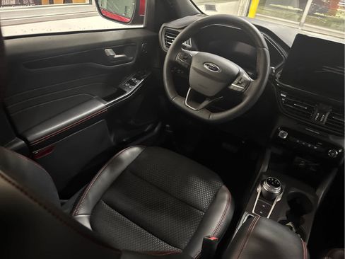 New 2025 Ford Escape ST-Line Elite image 12