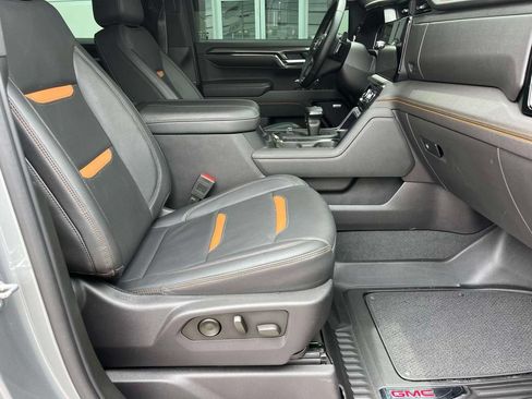 Used 2024 GMC Sierra 1500 AT4 w/ Technology Package AWD/4WD image 22