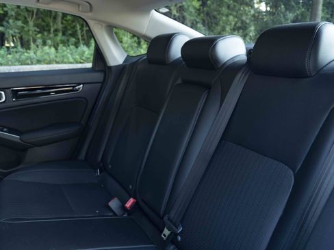 Used 2023 Honda Civic Touring image 18