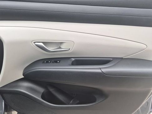 Used 2025 Hyundai Tucson SEL FWD image 32