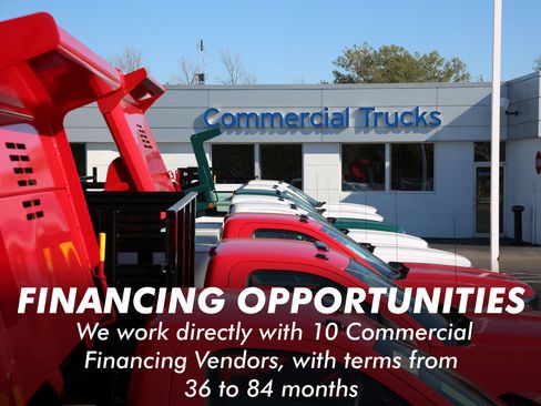 Used 2022 Chevrolet Express 3500 CUTWAY w/ Power Convenience Package image 3