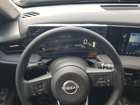 New 2026 Nissan Kicks S image 12