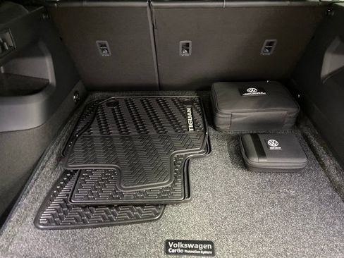 New 2026 Volkswagen Tiguan SE R-Line image 6