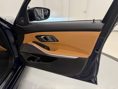 Used 2023 BMW 330i xDrive 330i xDrive w/ M Sport Package image 42