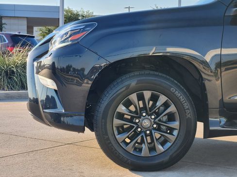 Used 2023 Lexus GX 460 Premium w/ Premium Package AWD/4WD image 8