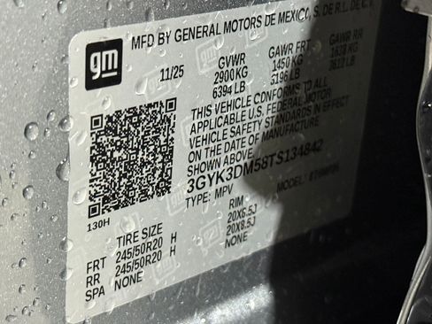 New 2026 Cadillac Optiq Luxury 2 image 53