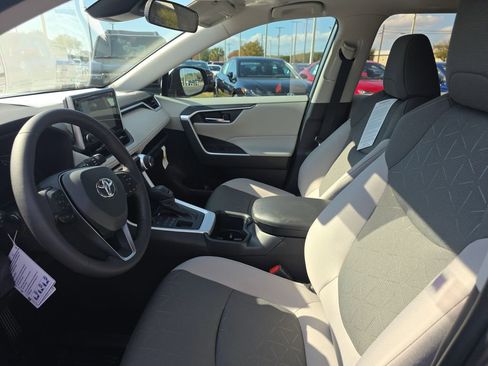 New 2025 Toyota RAV4 XLE image 19
