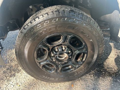 Used 2024 Ford F250 XL w/ STX Appearance Package AWD/4WD image 3