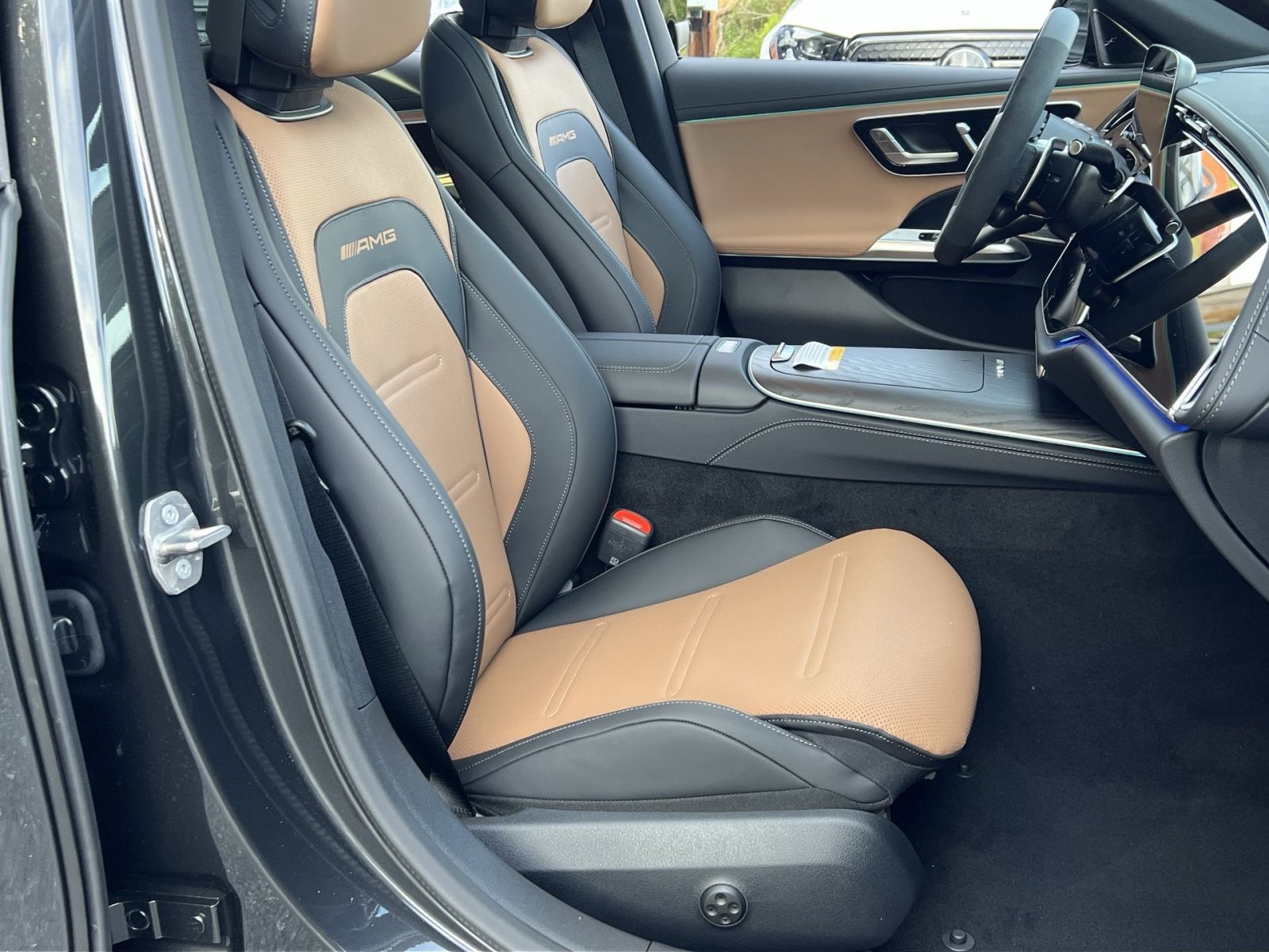 New 2027 Mercedes-Benz E 53 AMG e 4MATIC Sedan image 33