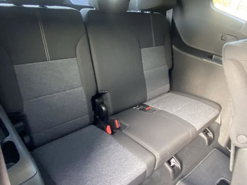 New 2026 GMC Acadia Elevation image 23