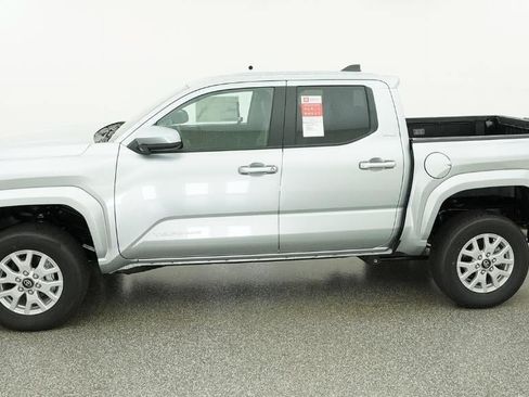 New 2026 Toyota Tacoma SR5 RWD image 3