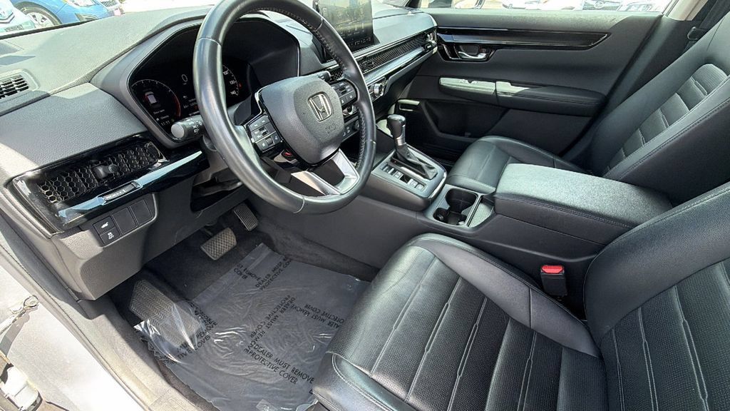Used 2023 Honda CR-V EX-L image 10
