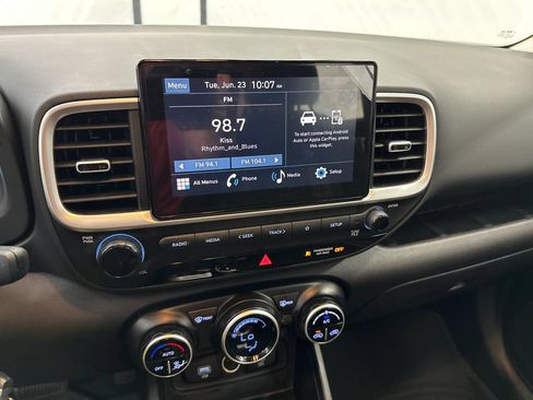 Used 2023 Hyundai Venue SEL w/ Cargo Package FWD image 23