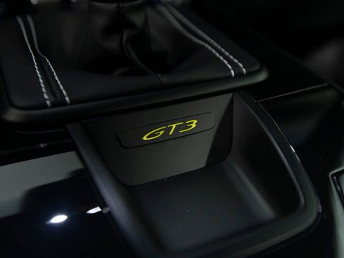 Certified 2026 Porsche 911 GT3 RWD image 31