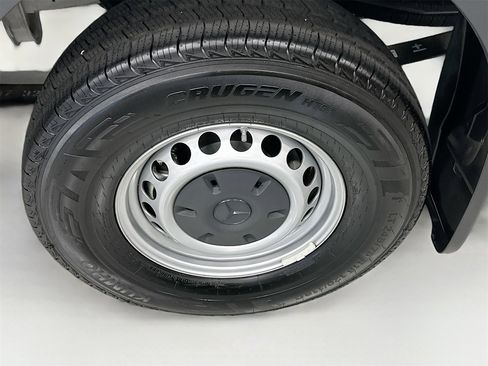 New 2025 Mercedes-Benz Sprinter 2500 image 25