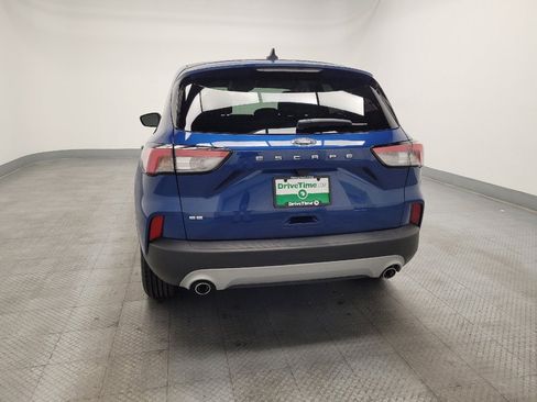 Used 2022 Ford Escape SE FWD image 6