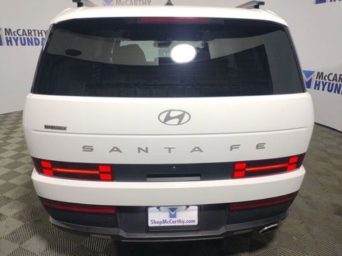 Used 2025 Hyundai Santa Fe SEL FWD image 9