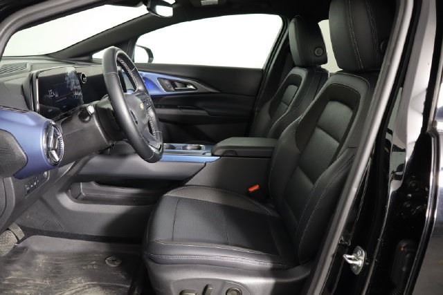 Used 2024 Chevrolet Equinox EV LT FWD image 14
