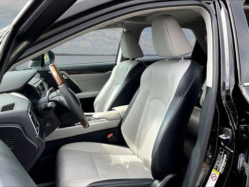 Used 2019 Lexus RX 350 FWD w/ Navigation Package image 21