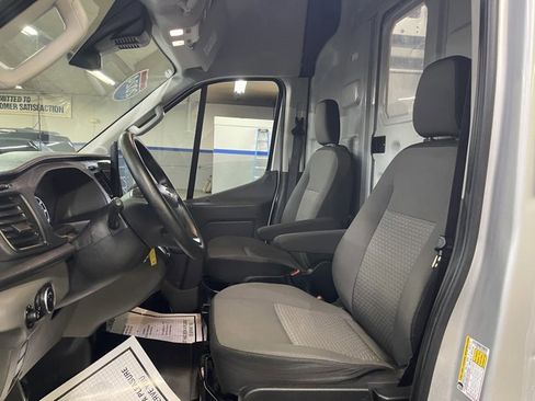 Certified 2024 Ford Transit 250 148 High Roof RWD image 12