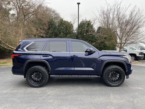 Used 2024 Toyota Sequoia SR5 w/ SR5 Premium Package image 10