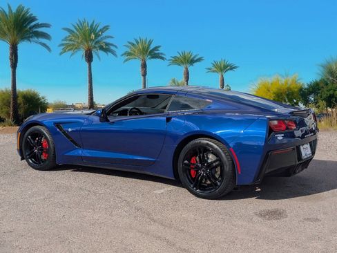 Used 2017 Chevrolet Corvette Stingray Coupe w/ 1LT image 3