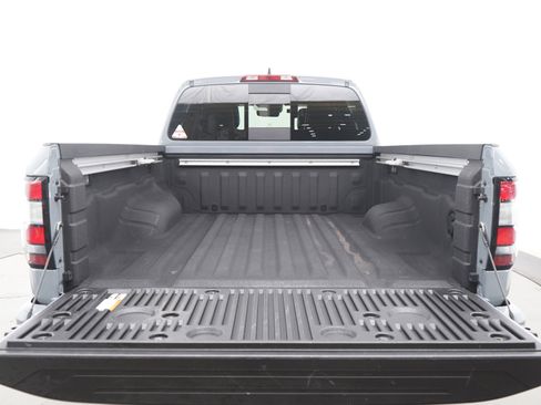 Used 2025 Nissan Frontier PRO-4X w/ Pro Premium Package image 15