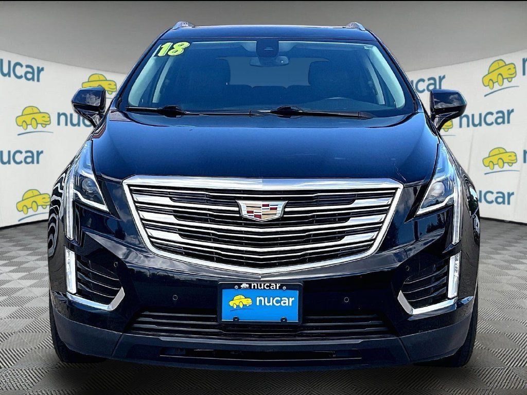 Used 2018 Cadillac XT5 Premium Luxury AWD/4WD image 2