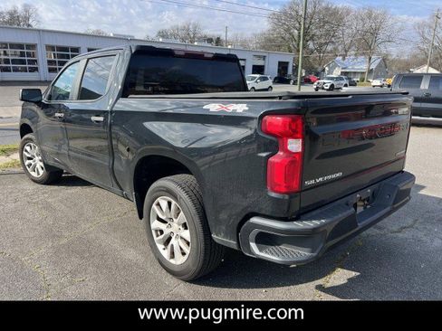 Used 2020 Chevrolet Silverado 1500 Custom w/ Custom Convenience Package image 5