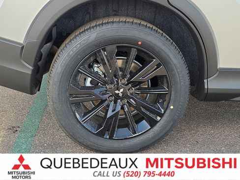 New 2026 Mitsubishi Eclipse Cross AWD image 9