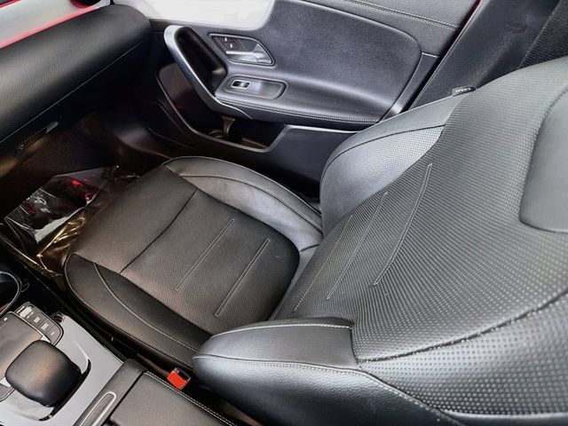 Used 2022 Mercedes-Benz A 220 image 25