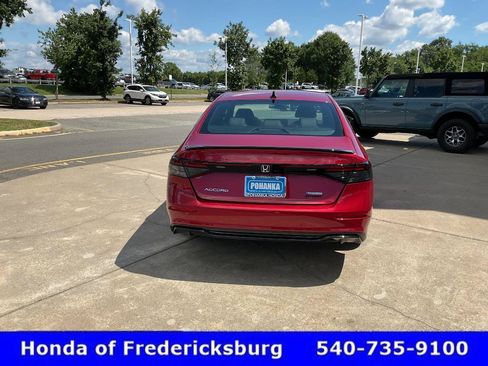 Used 2025 Honda Accord Sport image 4